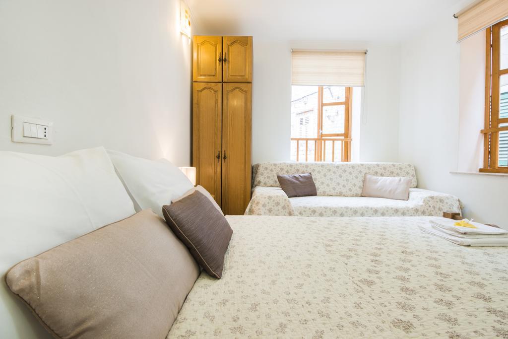 Top City Center Apartments Sibenik Ngoại thất bức ảnh