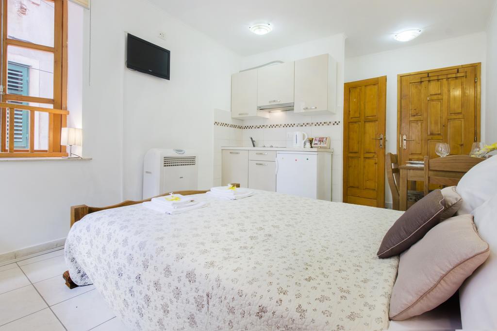 Top City Center Apartments Sibenik Ngoại thất bức ảnh
