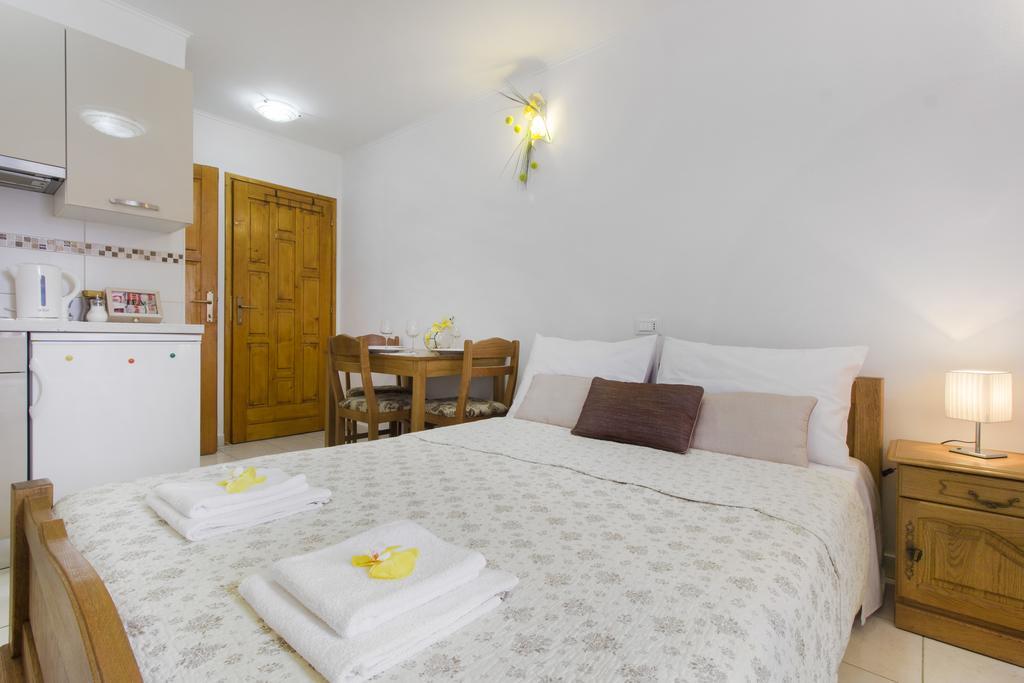 Top City Center Apartments Sibenik Ngoại thất bức ảnh