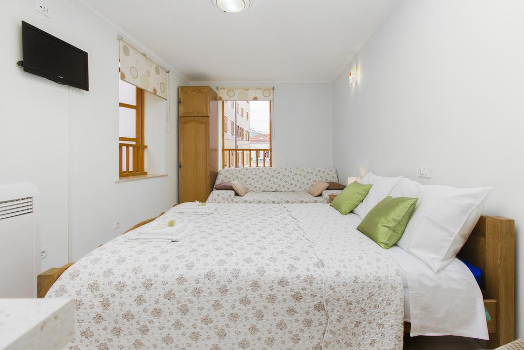 Top City Center Apartments Sibenik Ngoại thất bức ảnh